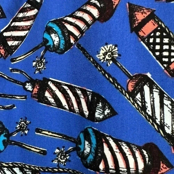 Kids LuLaRoe Blue USA Americana 4th Of July Gracie Top Size 2T Unisex - Picture 4 of 4